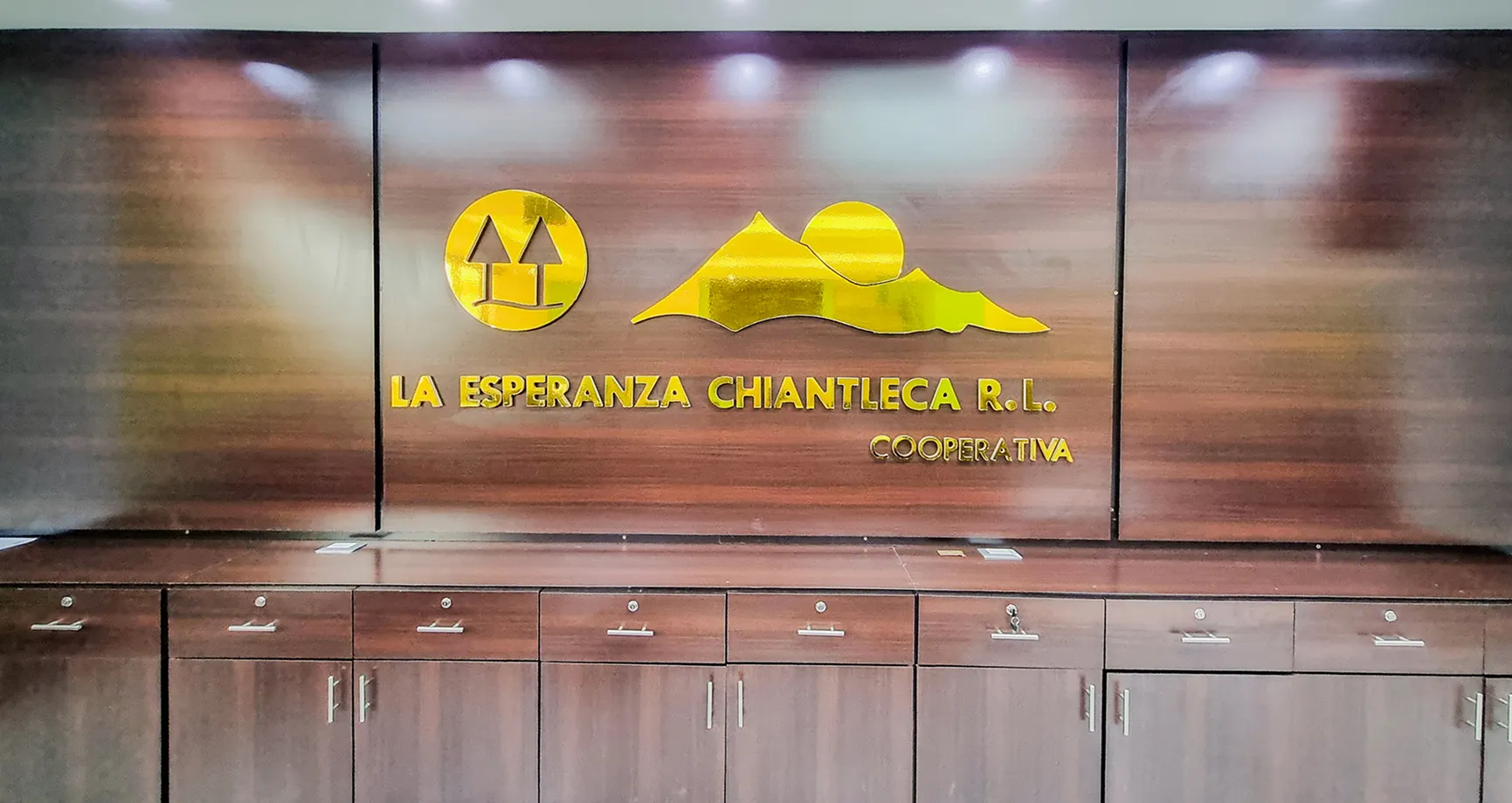 Edificio Cooperativa La Esperanza